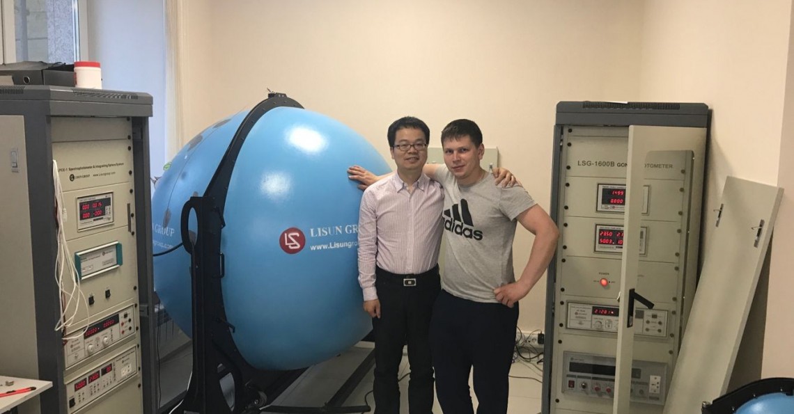 Russia - LISUN Engineer Continue to do Installation and Training about LSG-1600B Goniophotometer System and LPCE-2 Integrating Sphere System