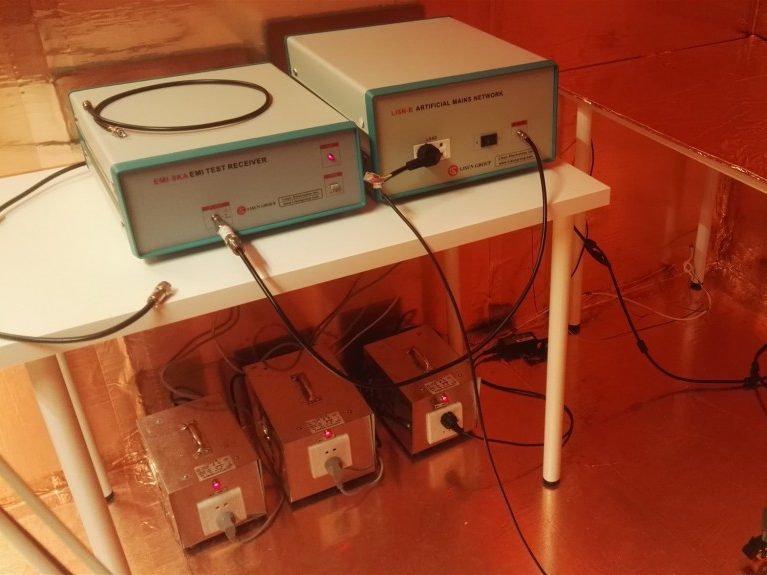 Dänemark - Installation und Schulung für Goniophotometer, Integrationskugelsystem und EMI-Prüfgeräte