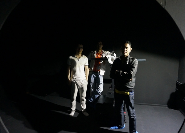 Malaysia - Lisun engineer did installation and training for LSG-1700B goniophotometer