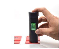 How to calculate the color difference of colorimeter?