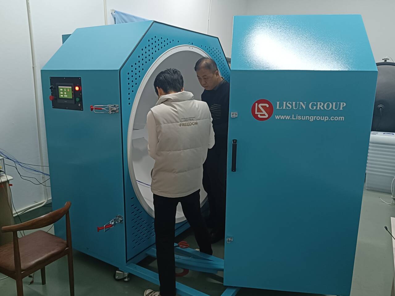 A French multinational company has purchased LISUN’s LPCE-2 (LMS-9000C) constant temperature integrating sphere system