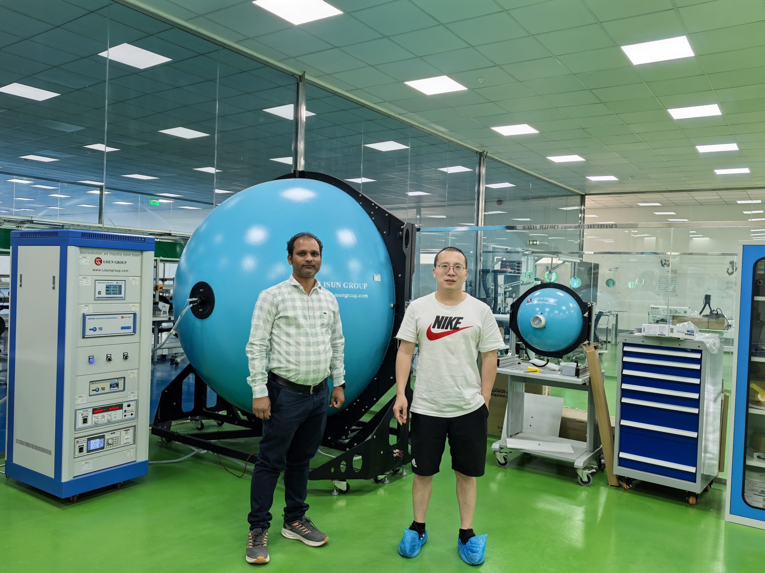 Saudi Arabia – LISUN Engineer Provide Free Maintenance of LPCE-2 (LMS-9000) High Precision Spectroradiometer Integrating Sphere System