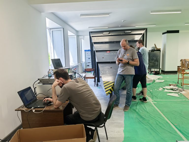 Russia – LISUN Engineer Provide Installation and Training for EMI and EMC Testing Equipments image